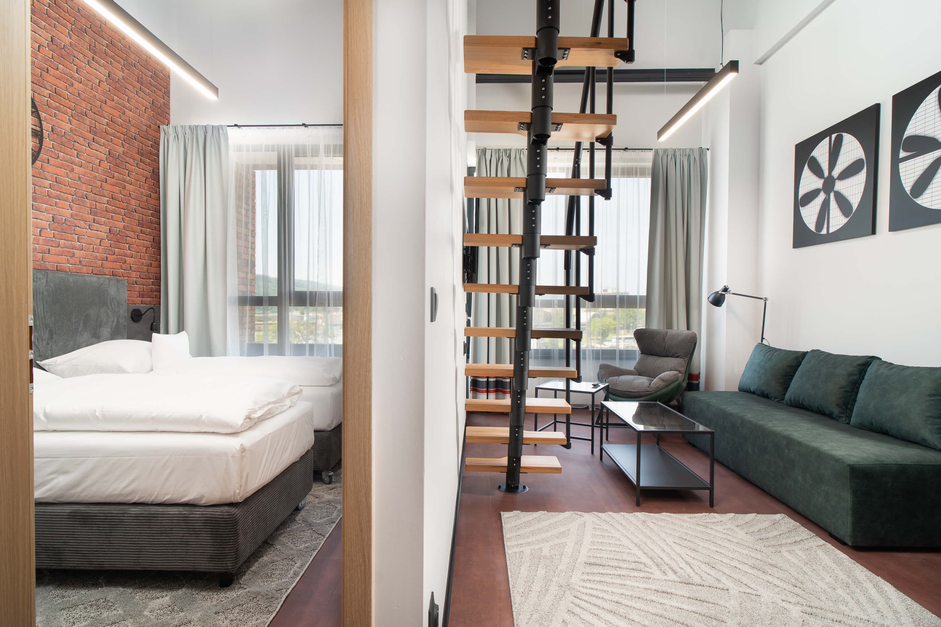 Maisonette Apartment with Balcony 4+2