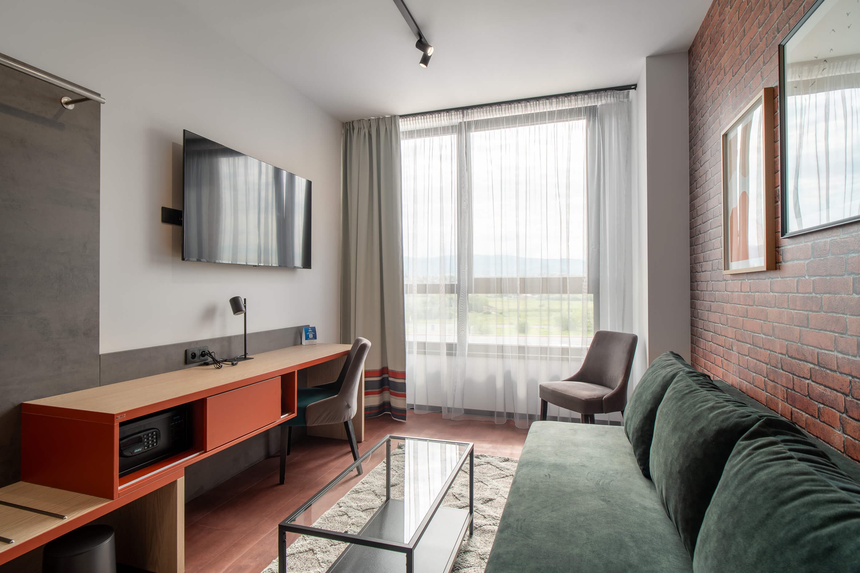 Apartment with Balcony 2+2