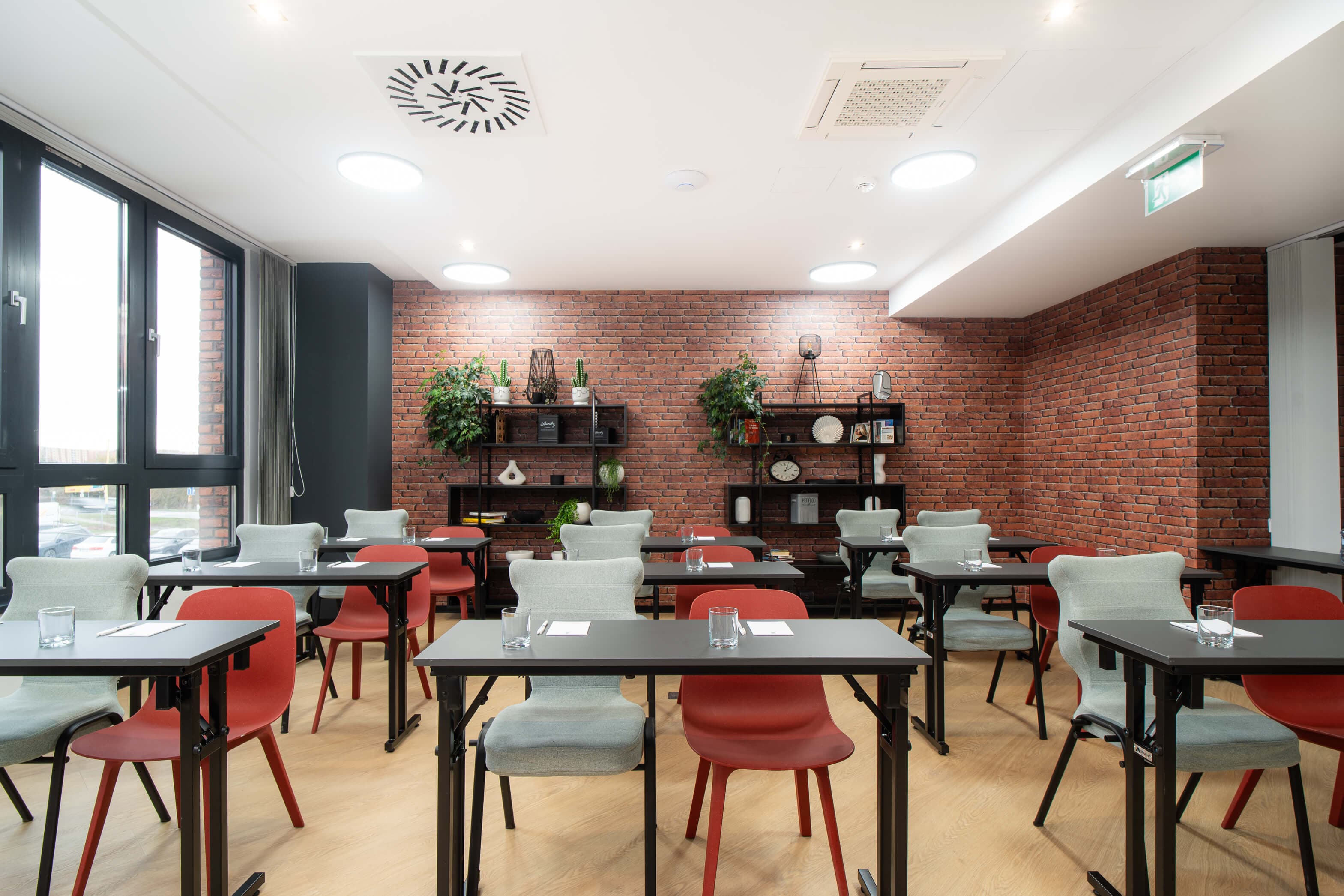 Moderná meetingová miestnosť pre vaše stretnutia