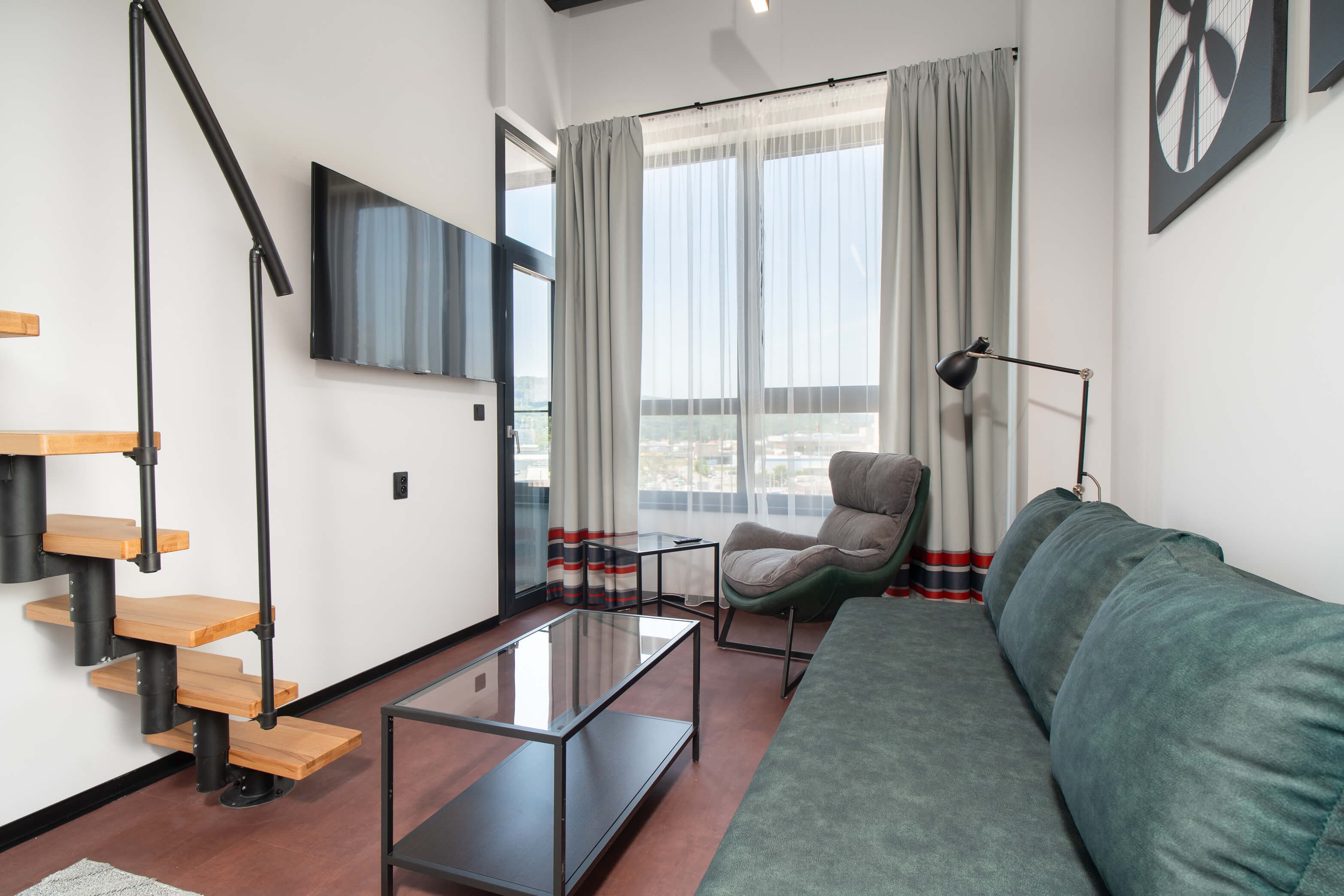 Maisonette Apartment with Balcony 4+2