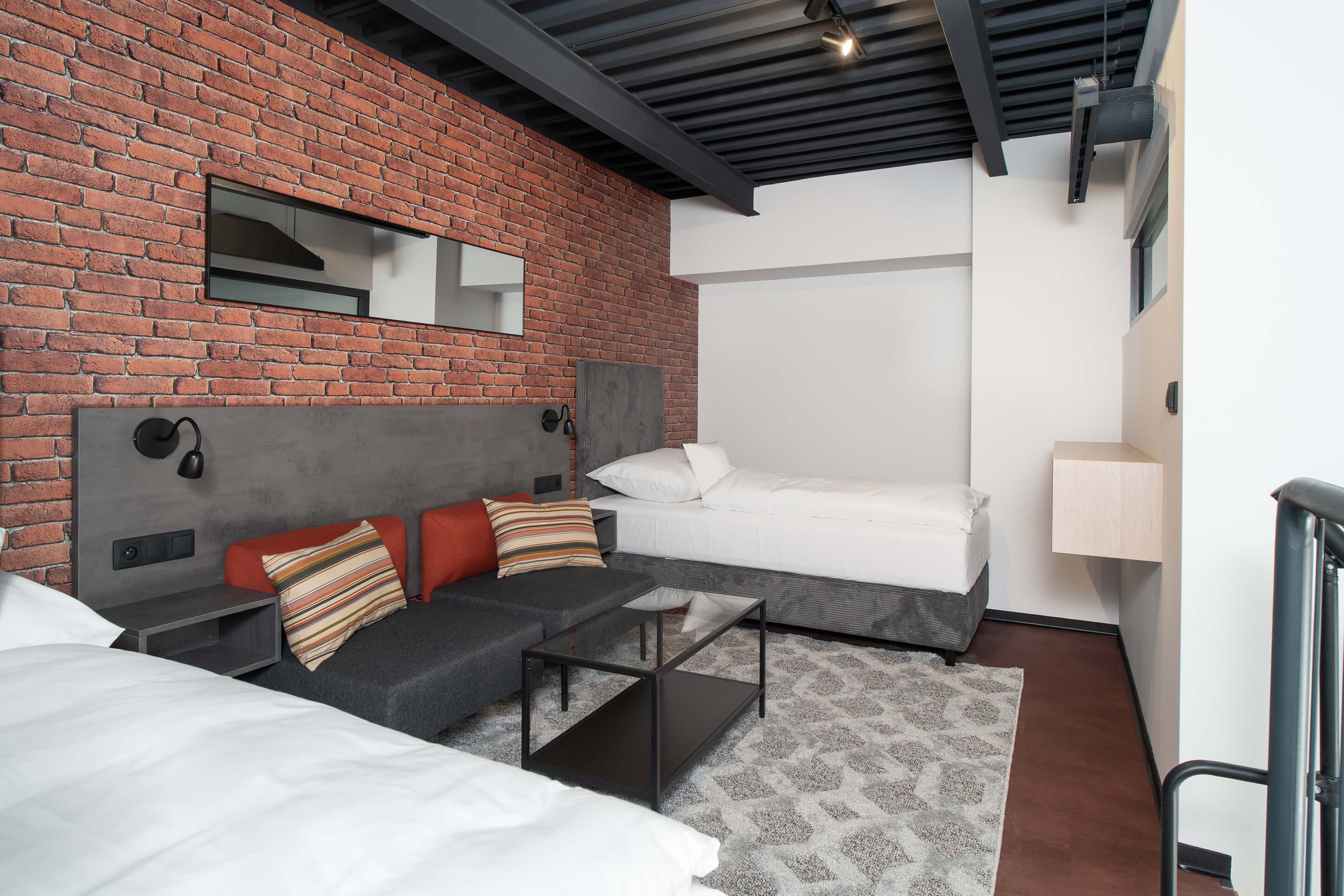 Maisonette Apartment with Balcony 4+2